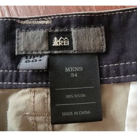 REI Shorts 34 UPF 50+ Outdoor Hiking Camping Nylon Fishing Pockets Flat Front - Picture 9 of 9